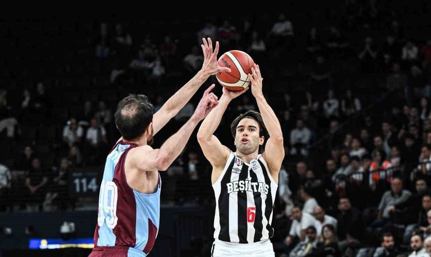 Beşiktaş'ta Omoruyi ve Nowell öne çıktı, ev sahibi 90-81 kazandı
