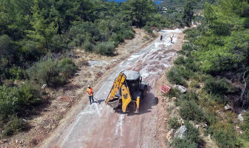 Çamlı'da yaz aylarına hazırlık: 30 yıllık içme suyu hatları kamusal alana taşınıyor