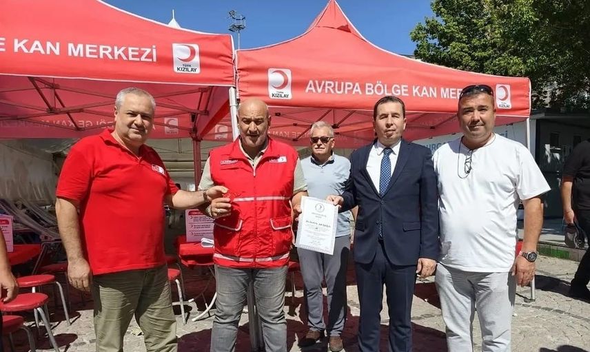 Mahalle dayanışmasıyla kan stoklarına destek