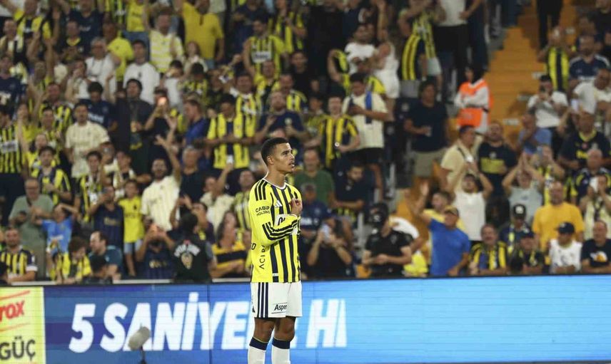 Greenwood Fenerbahçe'nin Konyaspor zaferinde üç gole dokundu