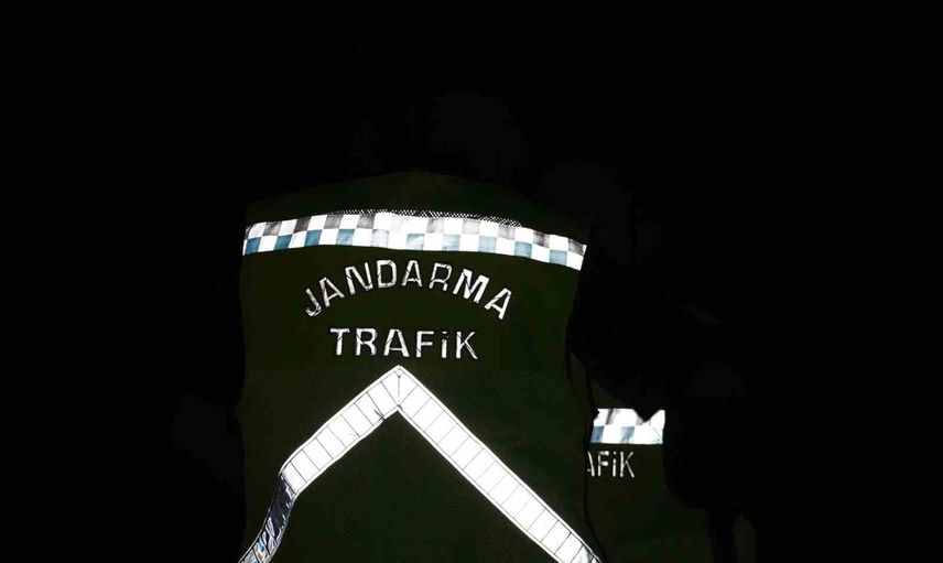 Kırıkkale’de takla atan otomobilde 17 yaşındaki yolcu yaşamını yitirdi