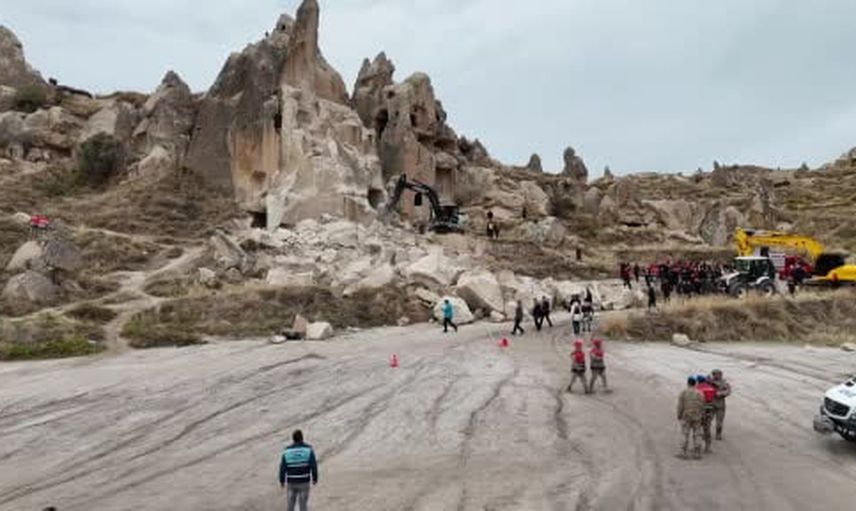 Kapadokya'da peribacasının çöküşü: kurtarma ekipleri sahada