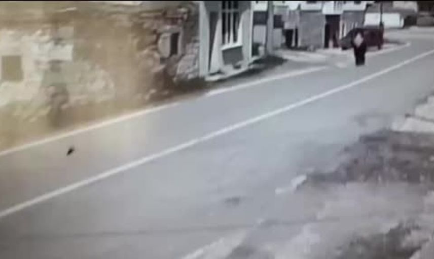 Sındıran Mahallesi'nde anlık dikkatsizlik kazaya dönüştü: bisikletli çocuk hafif yaralı