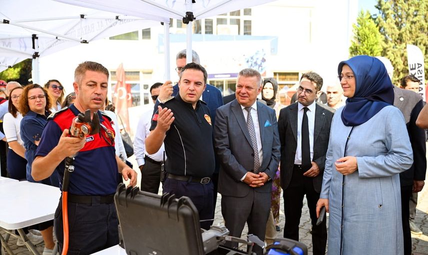 UMKE ile hayata uzanan el: akademi ve sahada medikal kurtarma sempozyumu