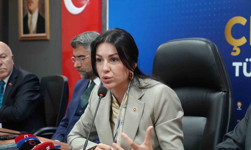 Nilhan Ayan: milletin ekmeğine göz dikenlerin partide yeri yok