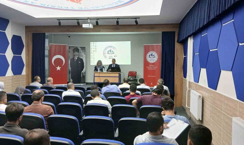 Okul müdürleri Bozkır'da yeni eğitim yılı hazırlıklarını değerlendirdi