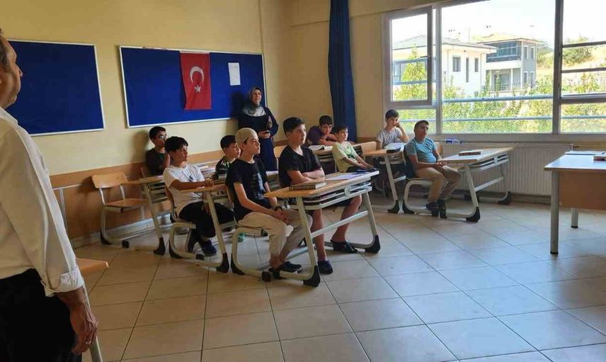 Müftü Can'dan hafız adaylarına yerinde destek