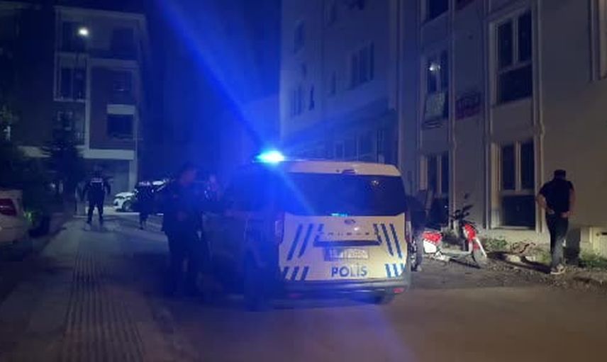 Çorum’da husumet sokakta bıçaklı kavgaya dönüştü: 1 yaralı, 2 gözaltı