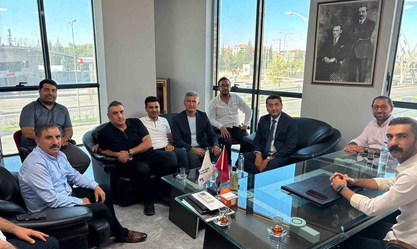 Ortak akılla büyüme hedefi: TSO adayı Boyraz inşaat mühendisleriyle buluştu
