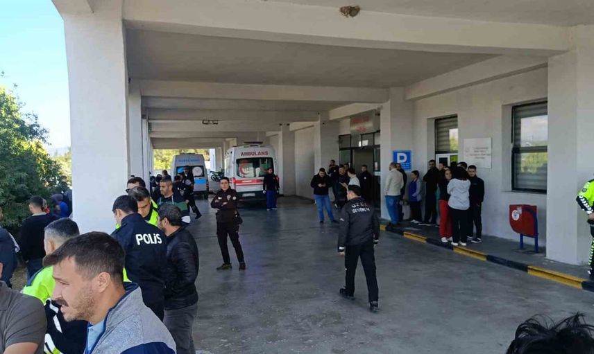 Soma'da maden ocağında göçük: iki işçi sağ kurtarıldı, beş işçi için arama sürüyor