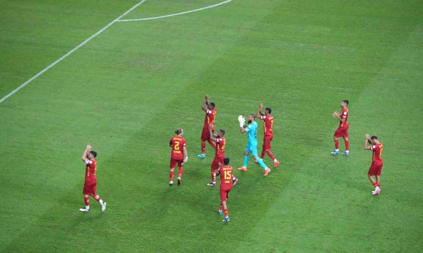 İlk çeyrekte Göztepe üstün: Samsunspor evinde geride kaldı