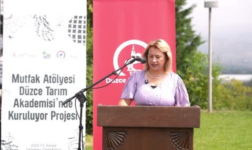 Kadınların mutfakta yükselişi: 30 kursiyer sertifikayla sektöre hazır
