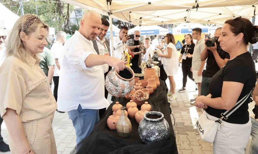 Menemen'de çömlek rüzgârı: 45 ülke üç gün boyunca kilden buluşuyor
