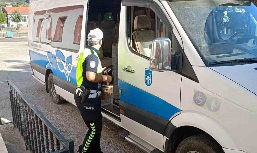 Güdül'de okul servislerinde güvenlik önlemleri sıkılaştırıldı