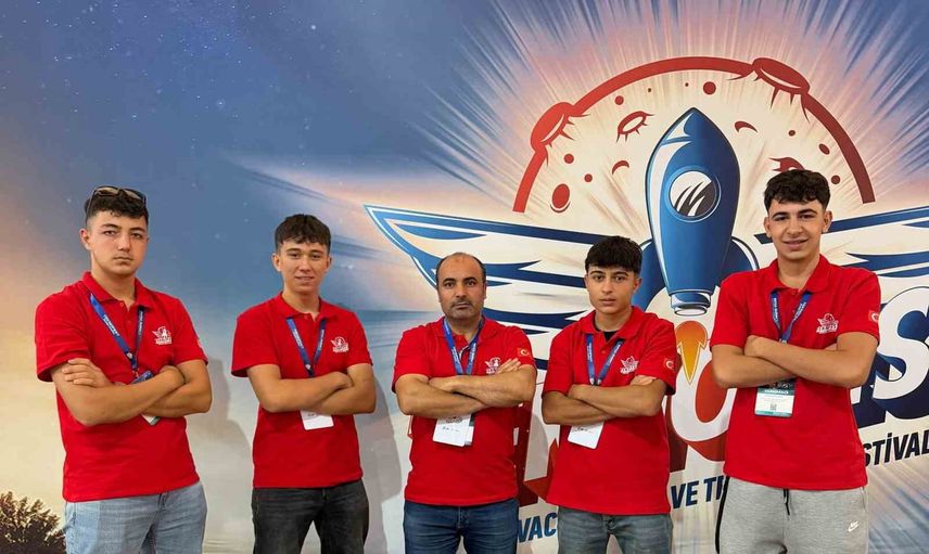 Eskişehirli meslek lisesi öğrencileri Teknofest 2026'da dört Türkiye derecesi aldı