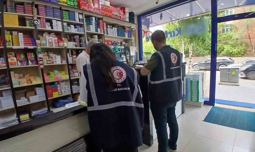 Kars’ta etiket avı: kırtasiyelerde raf ile kasa fiyatı karşılaştırılıyor