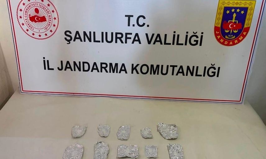 Siverek’te jandarma operasyonunda satışa hazır 15 gram metamfetamin ele geçirildi