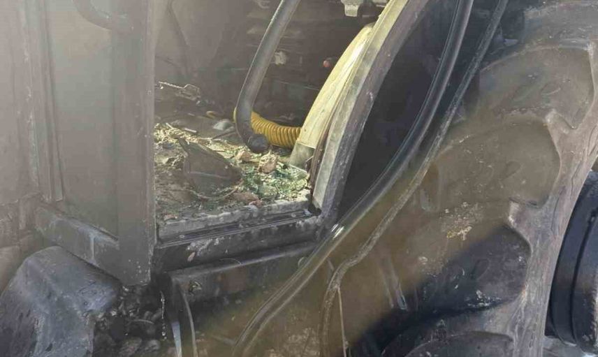 Kulu'da Bozan Mahallesi'nde traktör yangını söndürüldü, maddi hasar oluştu