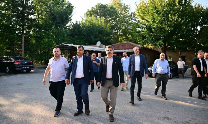 Yıldırım’da ulaşımı sahadan yöneten başkan esnafla buluştu