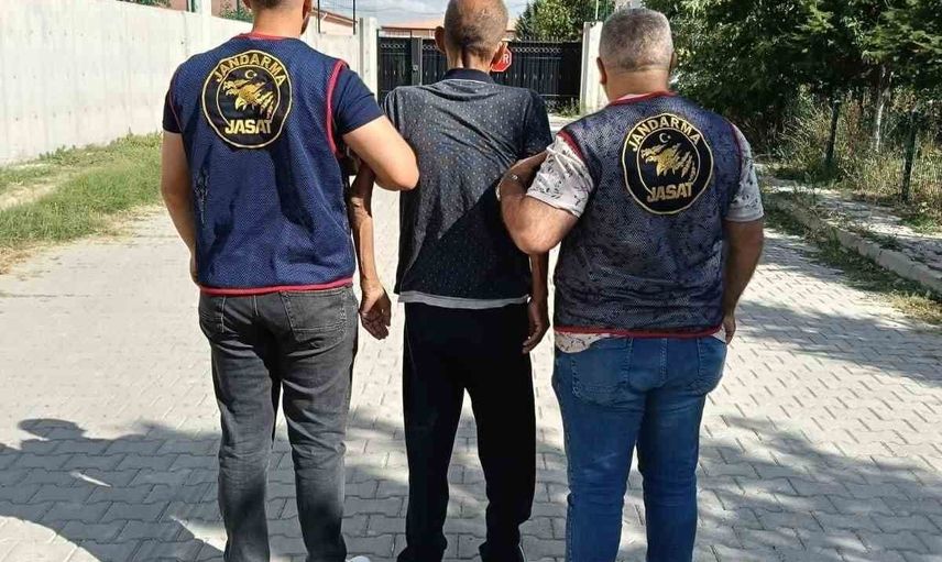 Konya'da 15 günlük denetimde jandarma 315 aranan kişiye ulaştı