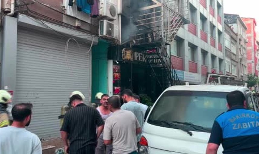 Bakırköy'de otelde alevlere karşı seferberlik: konuklar tahliye edildi