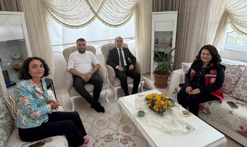 Şehit ailesine vefa: bakan ve valinin selamı Bilecik'te iletildi