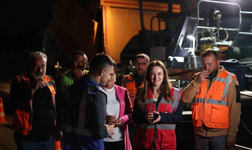 Antalya’da gece asfaltıyla beş noktada konfor seferberliği