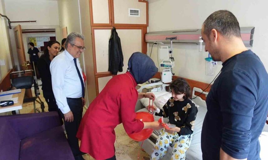 Fırat Üniversitesi'nde çocuklara 29 Ekim coşkusu
