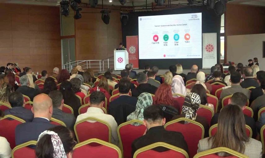 Bursa'da kamu iletişiminde yeni dönem: dezenformasyonla mücadele ve yapay zeka odaklı eğitim