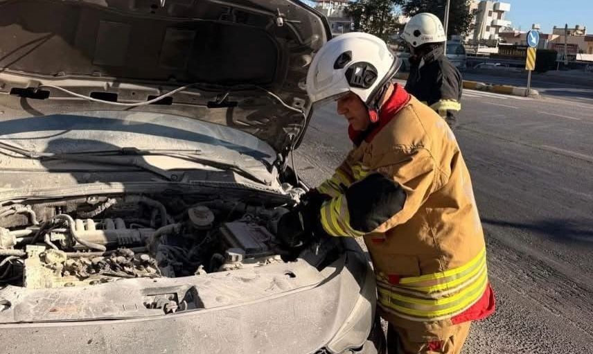 Belen'de motor alevleri itfaiyenin müdahalesiyle büyümeden söndürüldü