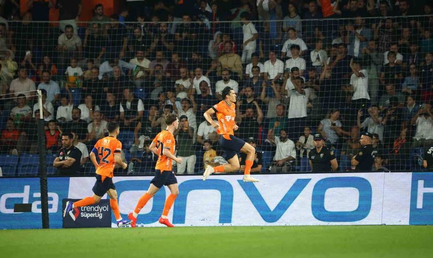 Üst üste dört maçta gol: Shomurodov Başakşehir için 4. haftada da ağları buldu