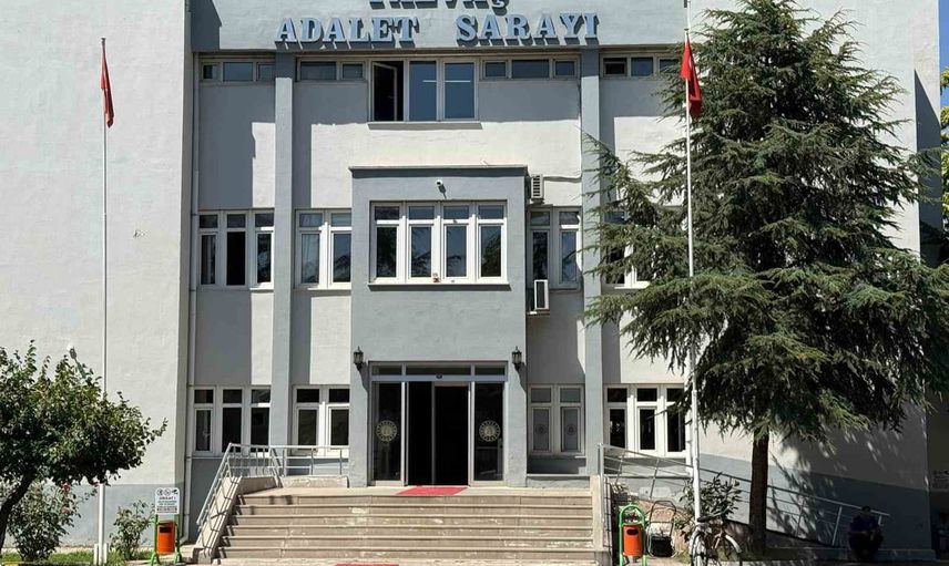 Yol kavgasında araçla takip ve darp: iki şüpheli tutuklandı, 360 bin lira ceza