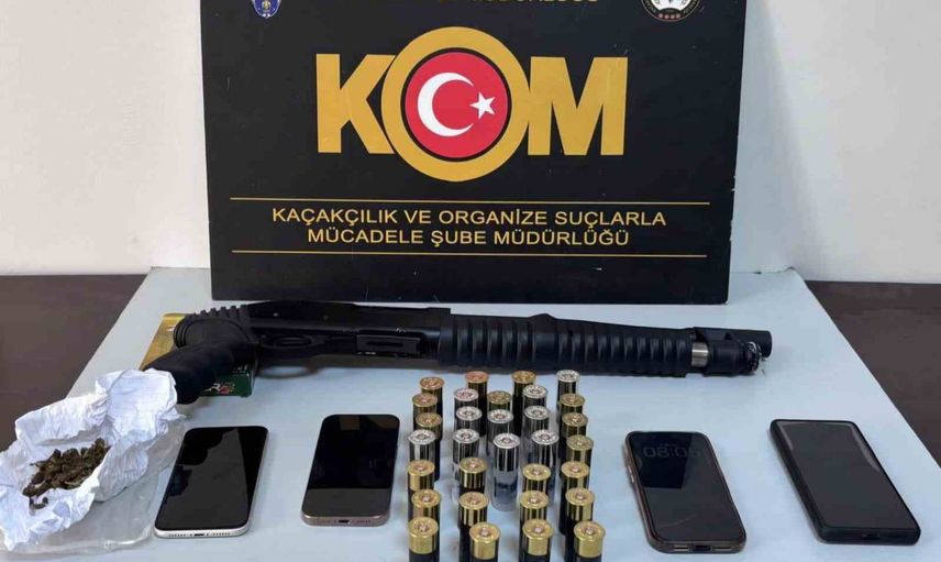 Mersin'de faizle para veren şebekeye baskın: 4 gözaltı