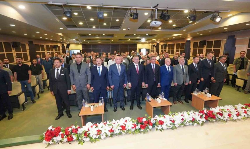 Erzurum'da ekonomi kulisleri: ETSO ev sahibiyken Merkez Bankası ve iş dünyası buluştu