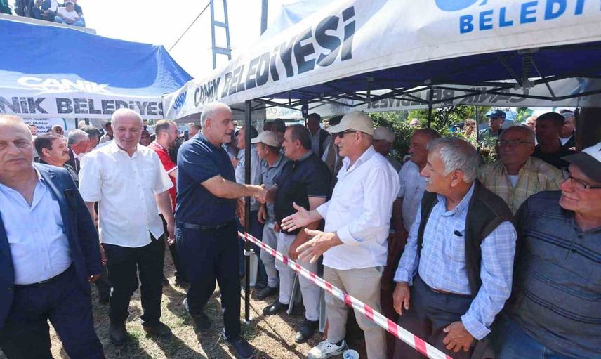 Canik karakucak'ta ata sporunun coşkusu: başpehlivan Recep Taslak