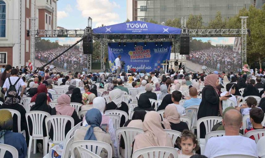 Esenyurt'ta okullar ve 'Okul Suyu' ile eğitim yatırımları hız kazanıyor