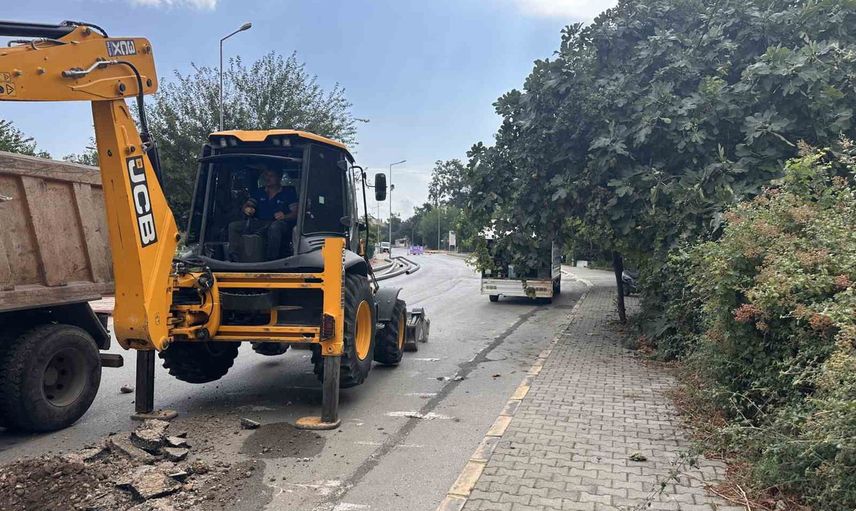 Aslanbucak'ta su altyapısı güçlendiriliyor: ASAT 1.600 metre hat döşüyor