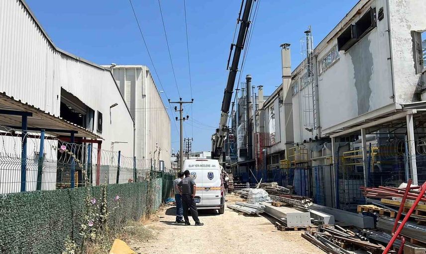 Yüksek gerilim hattı yakınında çalışan mühendis ağır yaralandı