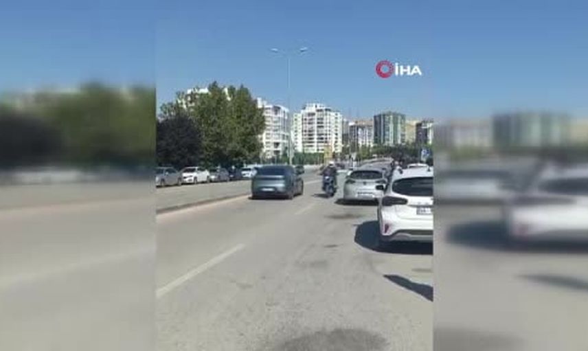 Motosikletli jandarma, kimliğini unutan adayı KPSS sınavına zamanında yetiştirdi