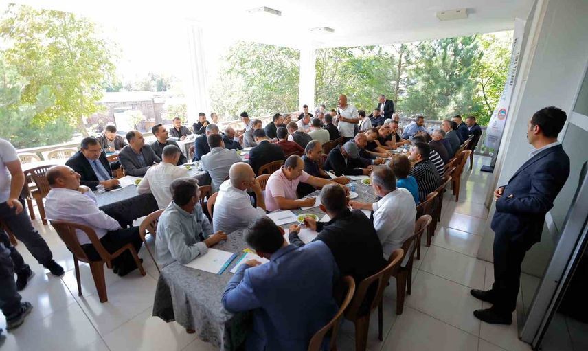 Büyükkılıç muhtarlarla sahada: İncesu ve Yeşilhisar için hizmet öncelikleri belirlendi