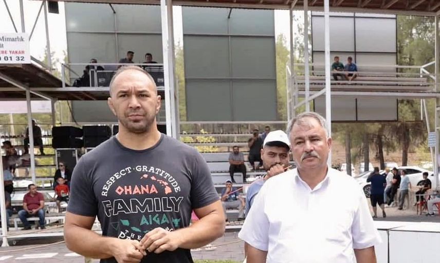 Altın kemerin sahibi Ali Gürbüz Beyağaç'ta er meydanında