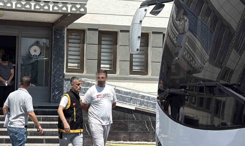 Tarsus'ta borç kavgası can aldı: iki kuzen öldü, bir şüpheli tutuklandı