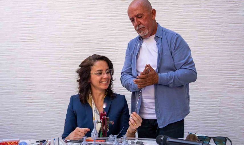 Menteşe'de kültür buluşması: camdan eserlerden kadın efeler'e