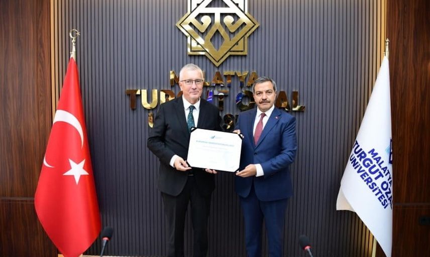 Kurumsal akreditasyonla Malatya Turgut Özal Üniversitesi kalite kültürünü taçlandırdı