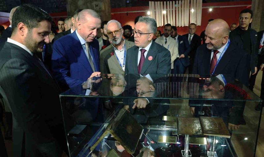 Kültürel hafızada kırılma: darbe dönemlerinde kitaplar hedef oldu