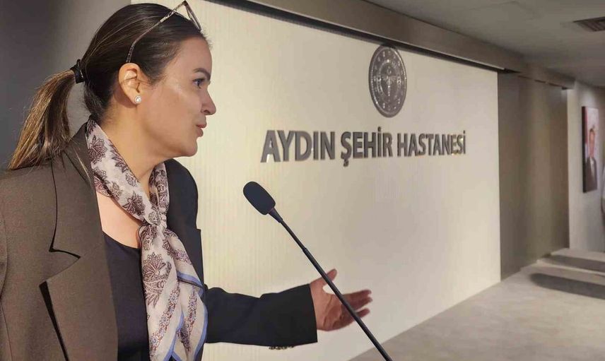 Yeni dönemde Aydın Şehir Hastanesi'nde ekip vurgusu: başhekim hekimlerle bir arada