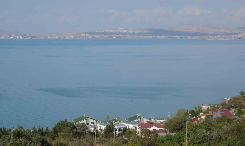 Van gölü havzasına sonbahar yağışları nefes oldu, etkisi 2027'ye taşınabilir