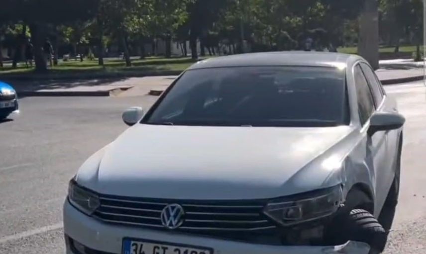 İstasyon Caddesi'nde zincirleme çarpışma: 4 kişi yaralandı