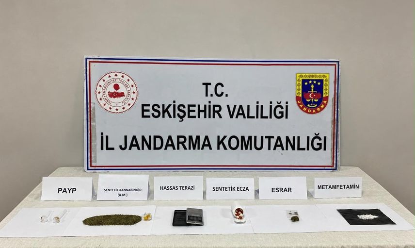 Gökmeydan'da ev baskınında çok sayıda uyuşturucu ele geçirildi, şüpheli tutuklandı