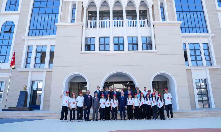 istanbul yeni eğitim yılına 83 okul ve 2.210 derslikle giriyor